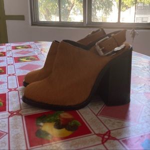 Opening Ceremony camel pony hair pumps heels 6 36